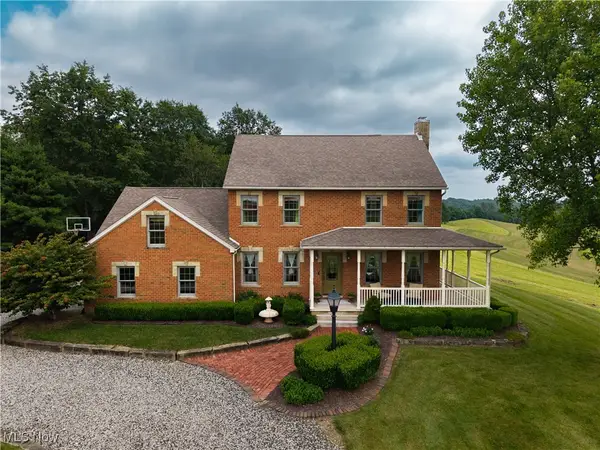 1240 Hayesville Road, Waterford, OH 45786