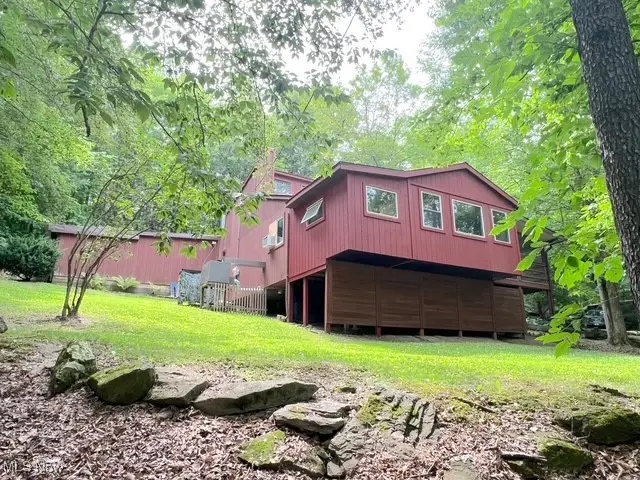 10993 Kleski Se Road, Uhrichsville, OH 44683 - Image #1