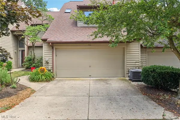 63 Starboard Circle, Akron, OH 44319