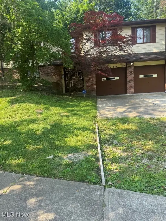 20930 Halworth Road, Shaker Heights, OH 44122 - Image #1