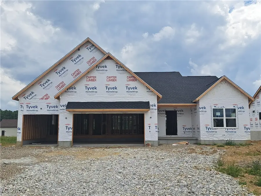 778 Fair Vista Sw Circle, Hartville, OH 44632 - Image #2