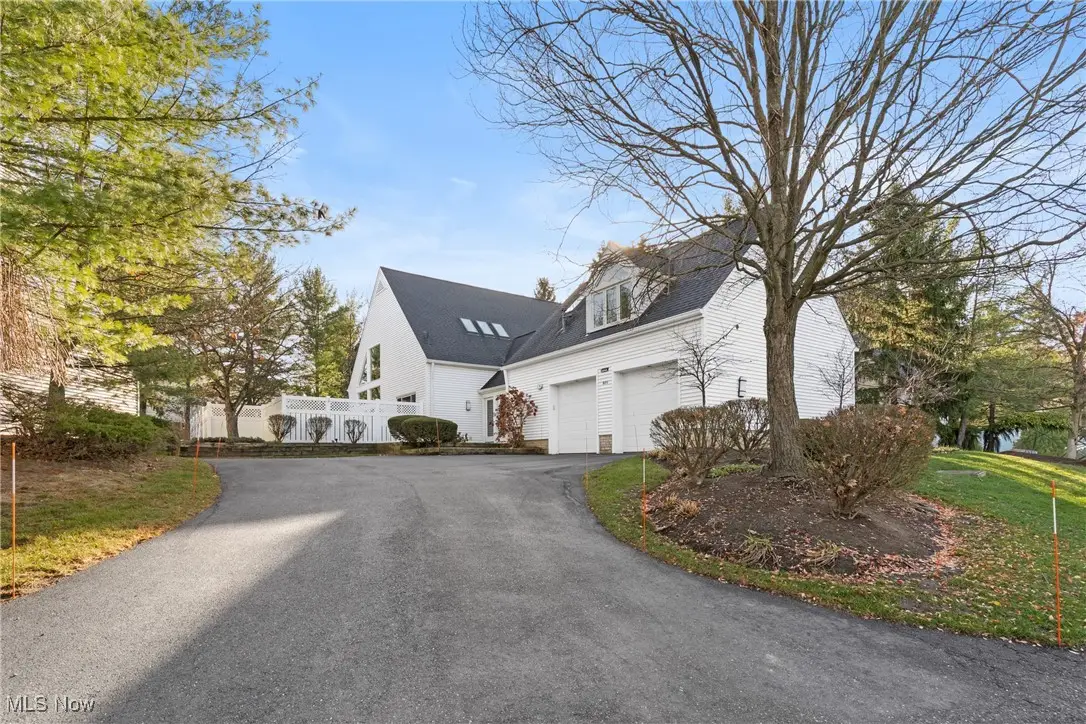 985 Goldenrod Trail, Aurora, OH 44202 - Image #1