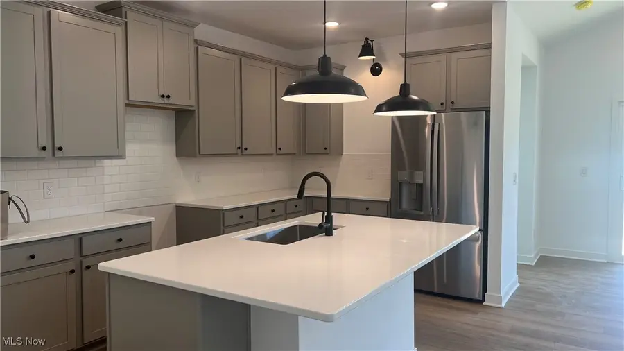 537 Wyleswood Drive, Berea, OH 44017 - Image #3