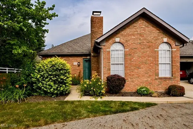 3633 Barrington Nw Place, Canton, OH 44708 - Image #1