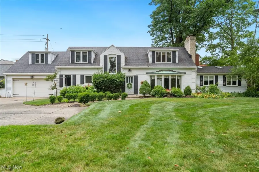 18950 Rockcliff Drive, Rocky River, OH 44116 - Image #2