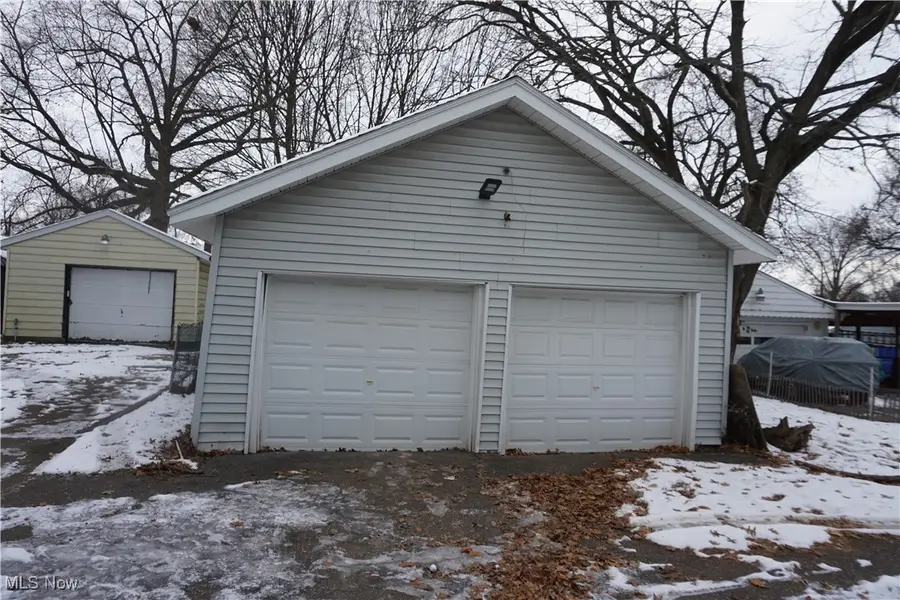 1088 Packard Drive, Akron, OH 44320 - Image #2