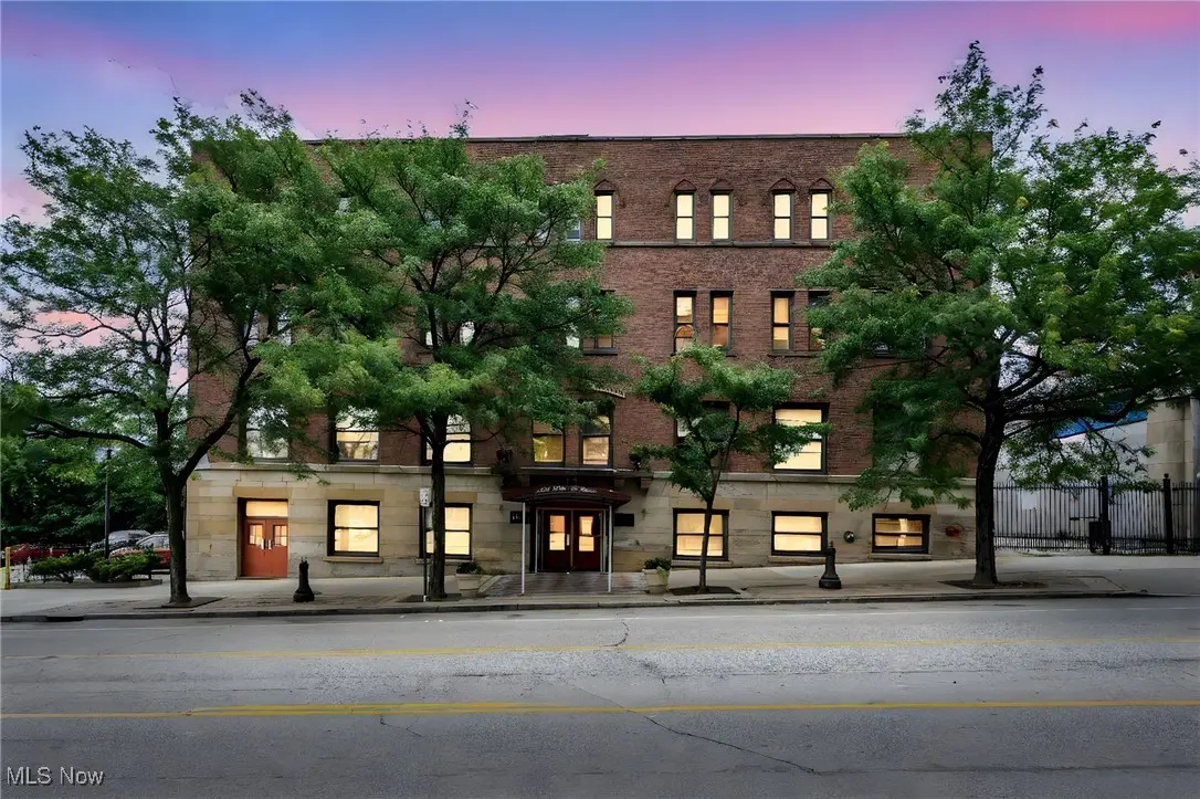 1133 W 9th Street #412, Cleveland, OH 44113 - Image #1