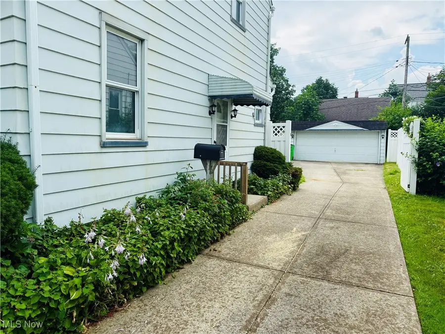 13310 Thraves Avenue, Garfield Heights, OH 44125 - Image #2