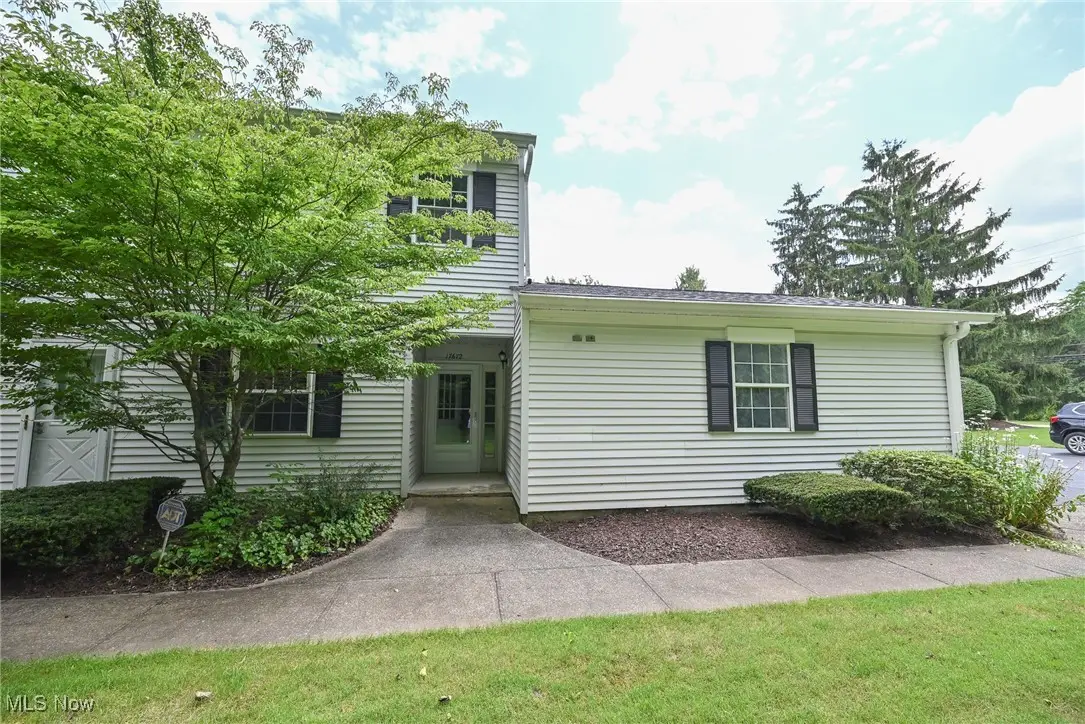 17672 Eastbrook Trail, Chagrin Falls, OH 44023 - Image #1