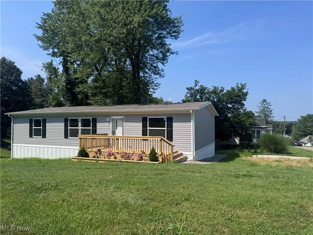 1096 N Kennebec Avenue, McConnelsville, OH 43756 - Image #1