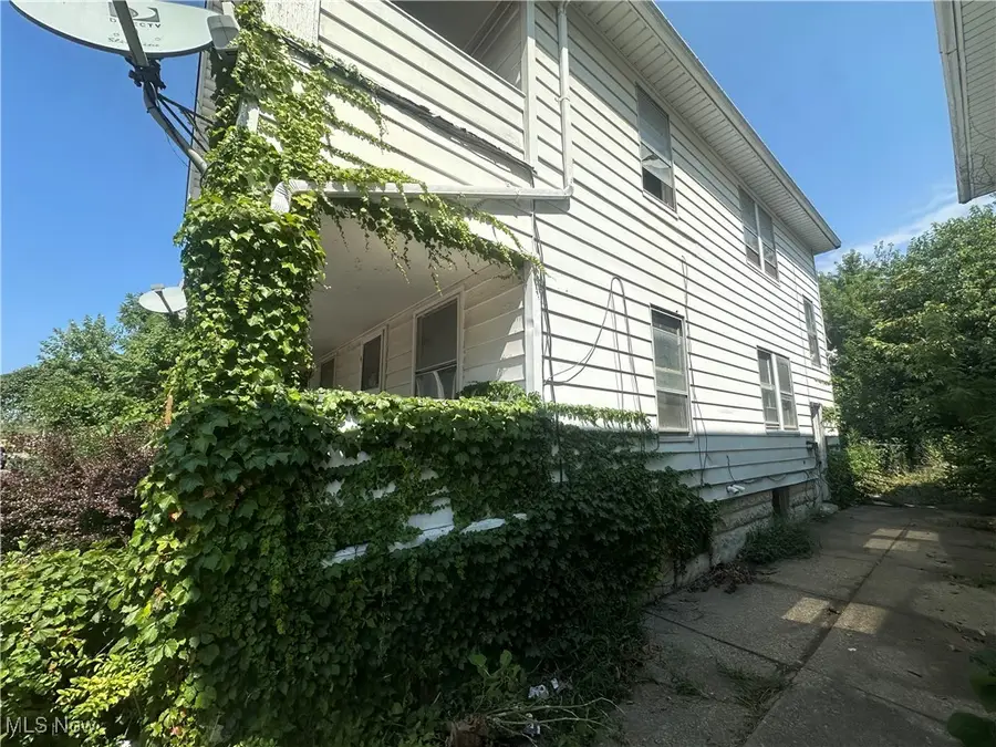 737 E 165th Street, Cleveland, OH 44110 - Image #2