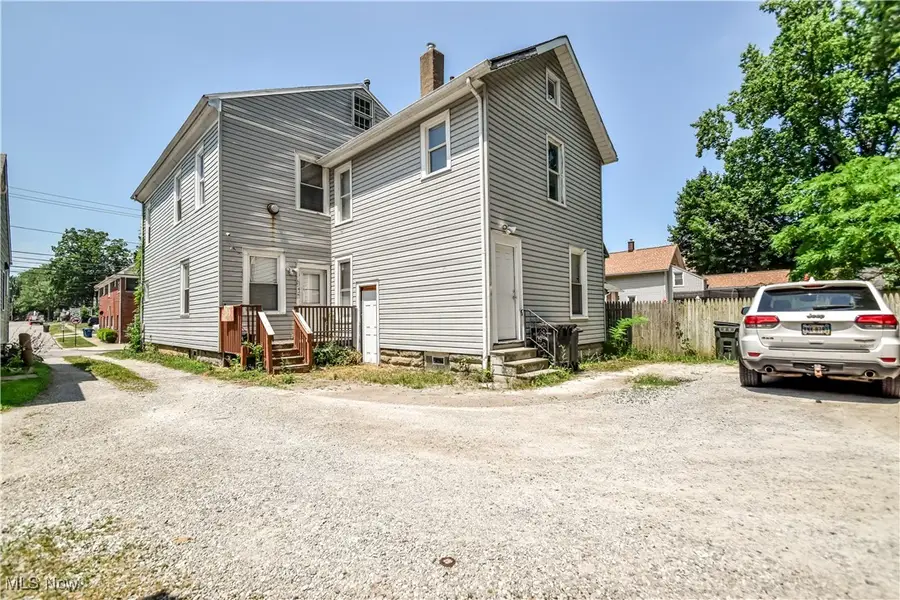 1120 East Avenue, Elyria, OH 44035 - Image #3