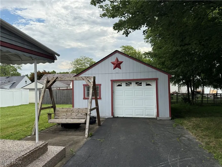 161 N Roanoke Avenue, Austintown, OH 44515 - Image #3