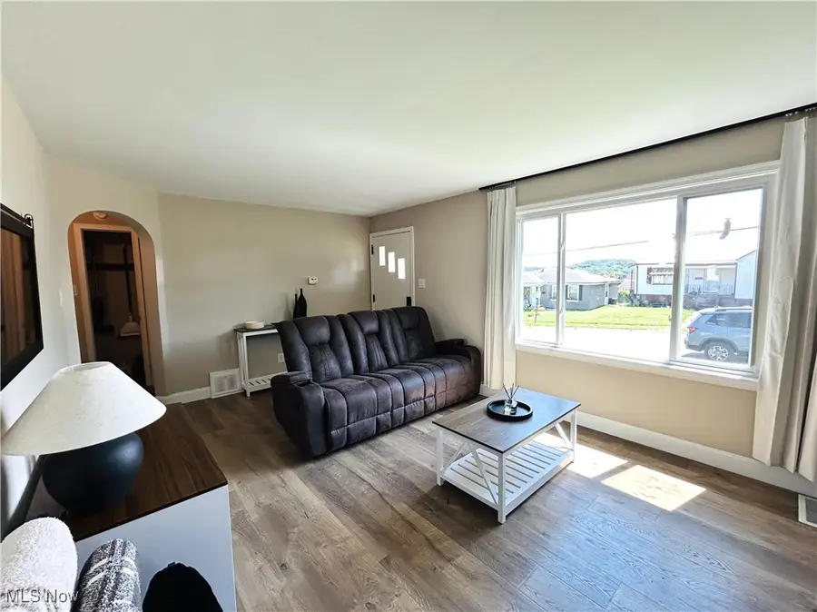 3825 Marlamont Way, Weirton, WV 26062 - Image #2