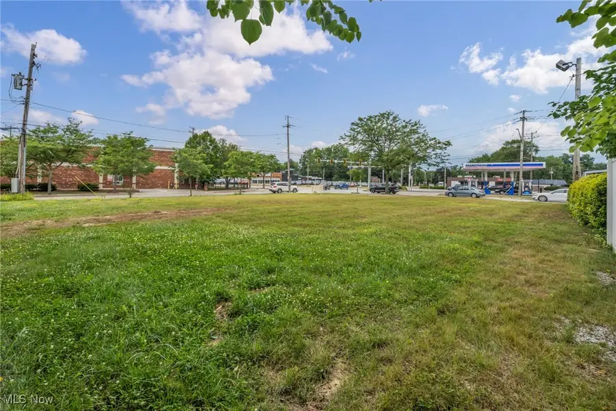 27693 Butternut Ridge, North Olmsted, OH 44070 - #2