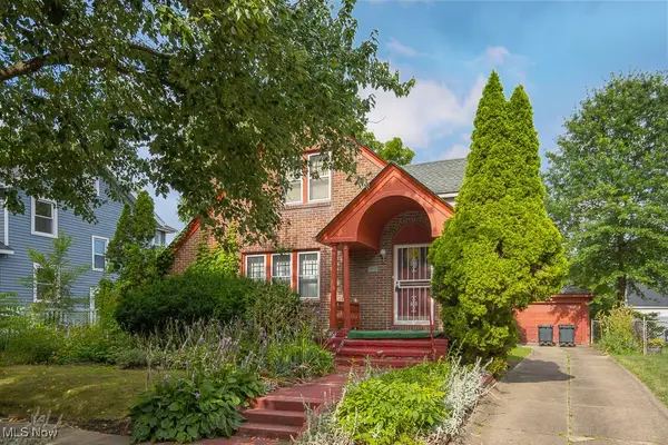 650 Sunset View Drive, Akron, OH 44320