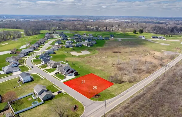 Lot #28 Championship Se Circle, Massillon, OH 44646