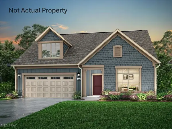 4304 Evergreen Court #61, North Canton, OH 44720