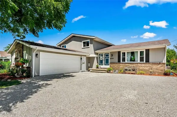 4949 Orchard Drive, Brunswick, OH 44212