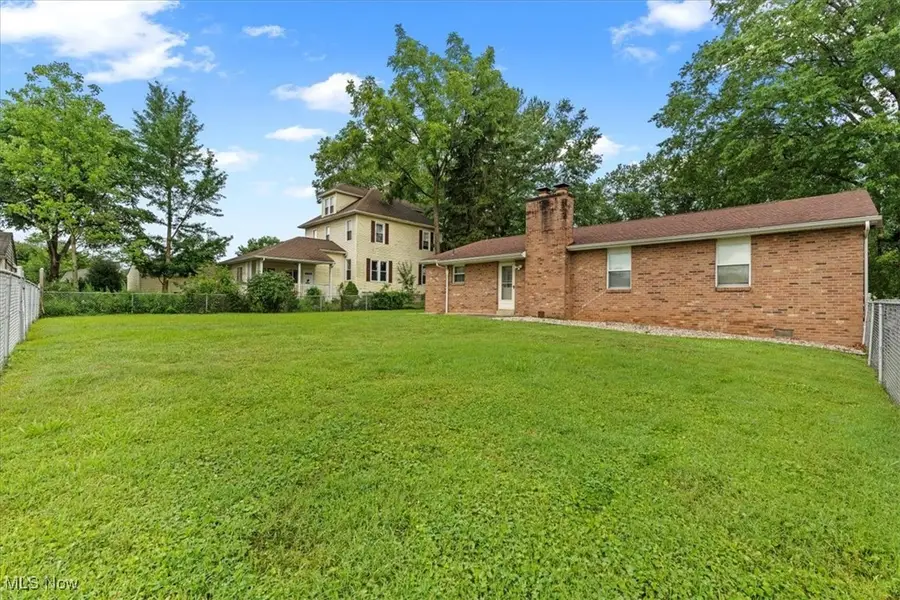 2408 Harrison Avenue, Parkersburg, WV 26104 - Image #3