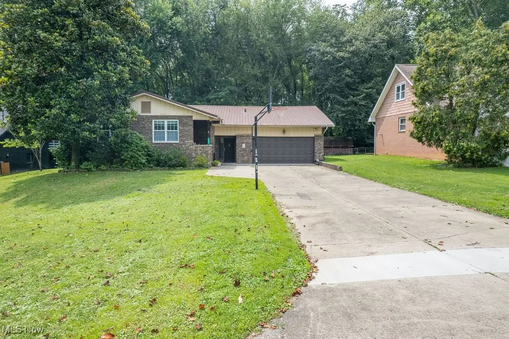 1294 Lakewood Circle, Washington, WV 26181 - Image #1