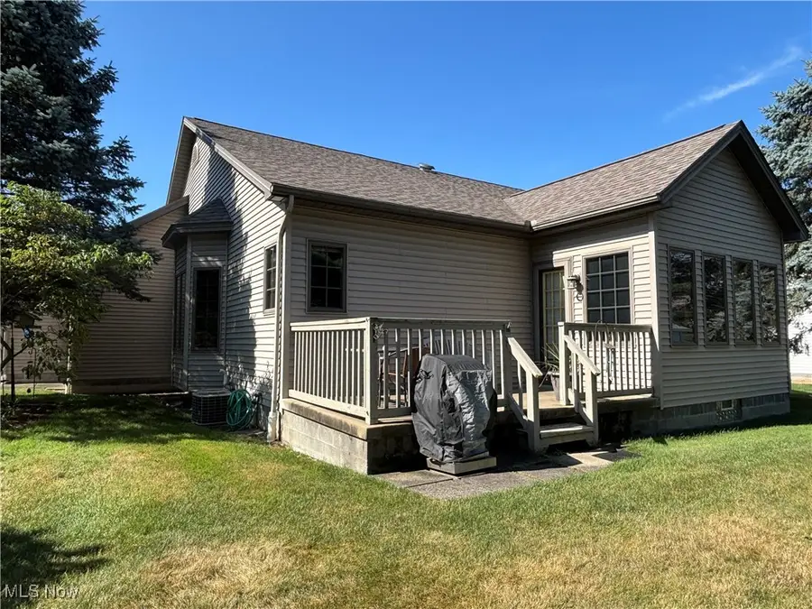 268 S Bayshore Drive, Columbiana, OH 44408 - Image #3