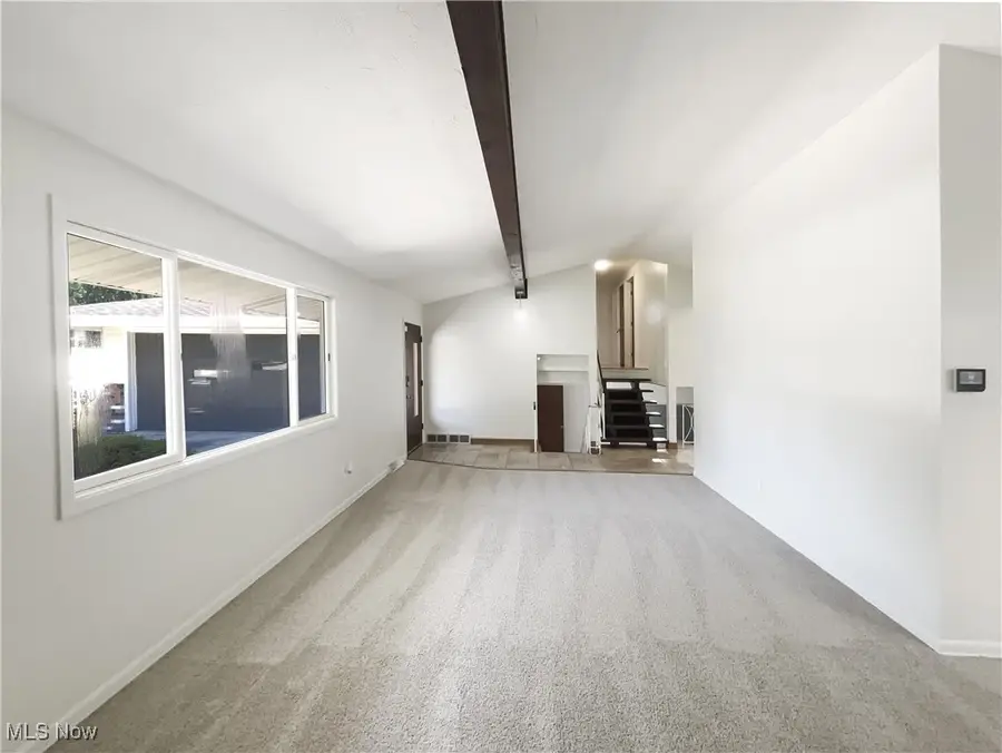 5300 Sherwood Drive, Cleveland, OH 44126 - Image #3