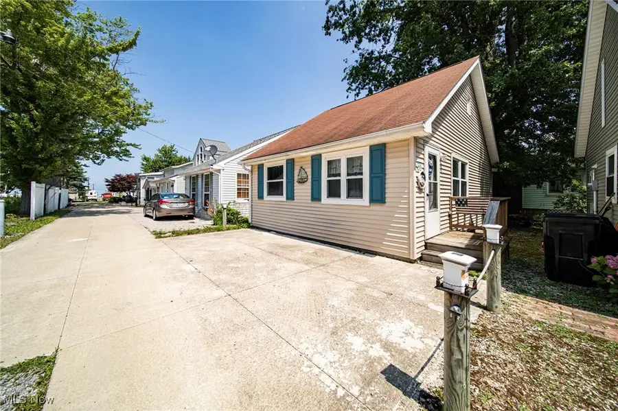 35 Billow Beach, Ashtabula, OH 44004 - Image #3