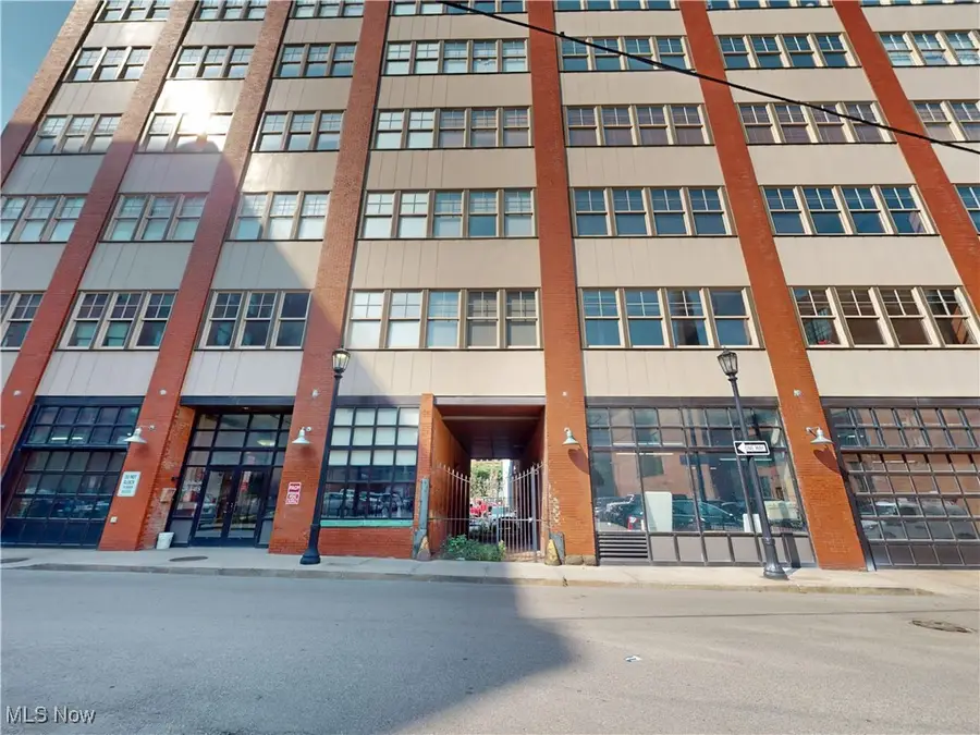 1260 W 4th Street #402, Cleveland, OH 44113 - Image #2
