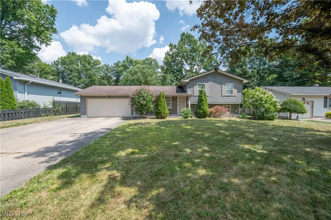 2211 Penny Lane, Austintown, OH 44515 - Image #1