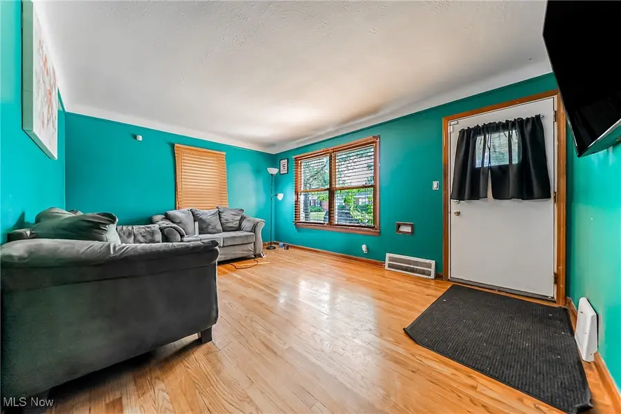 1477 E 195th Street, Euclid, OH 44117 - Image #3