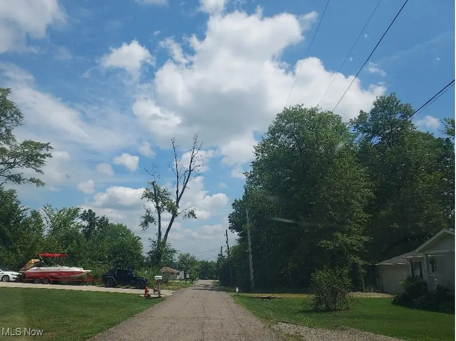Lawnview Avenue, Lake Milton, OH 44429 - Image #3