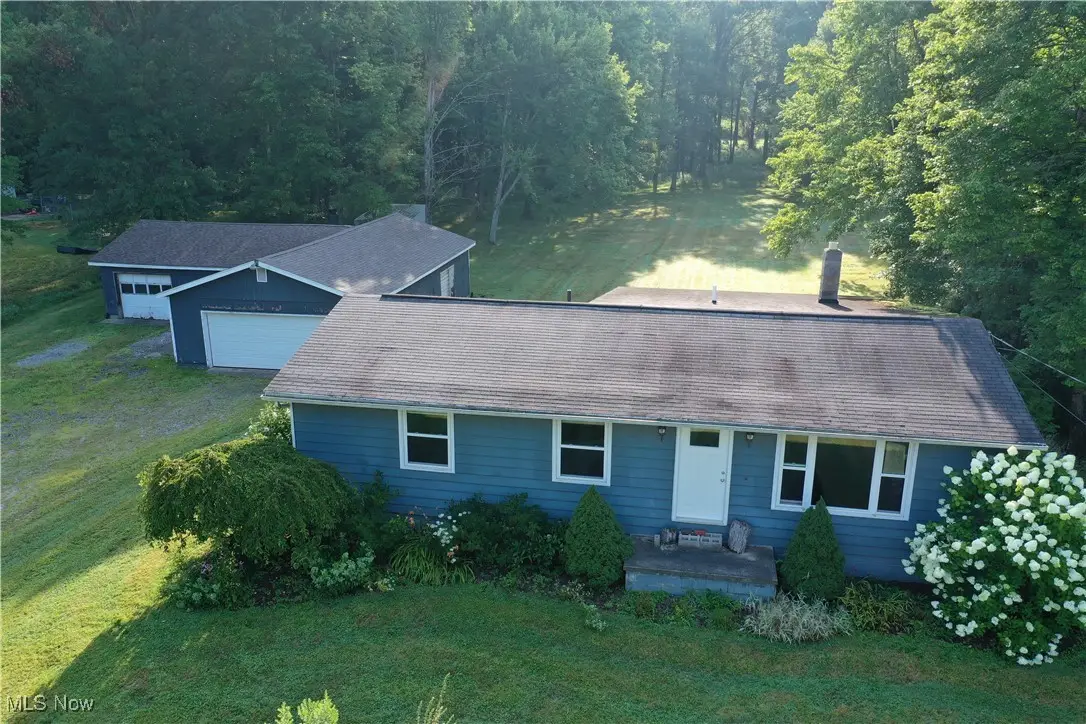 2693 Mahan Denman Nw Road, Bristolville, OH 44402 - Image #1