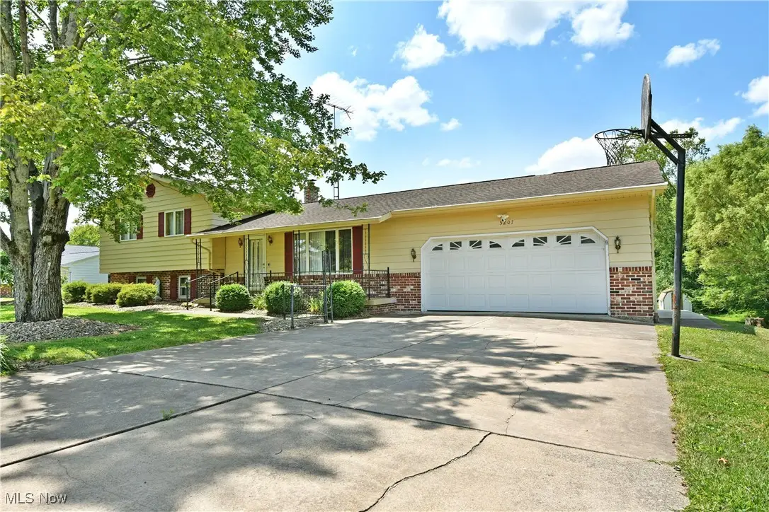 5207 Pierce Nw Road, Warren, OH 44481 - Image #1