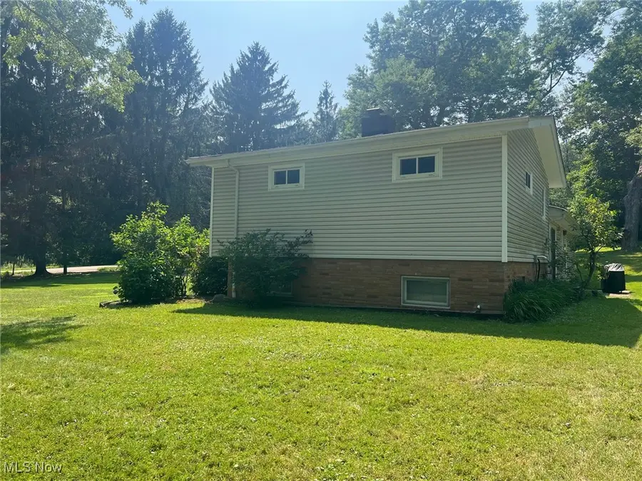 10504 Mulberry Road, Chardon, OH 44024 - Image #3