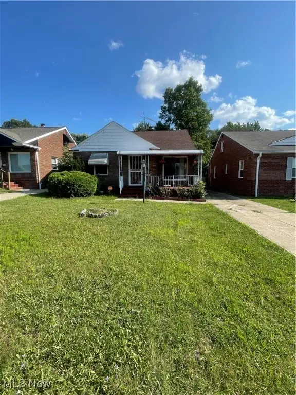 20120 Mccracken Road, Maple Heights, OH 44137