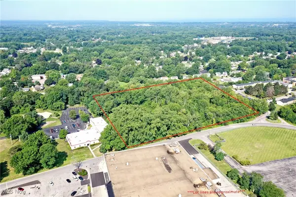 V/L O'neill Boulevard, Sheffield, OH 44055