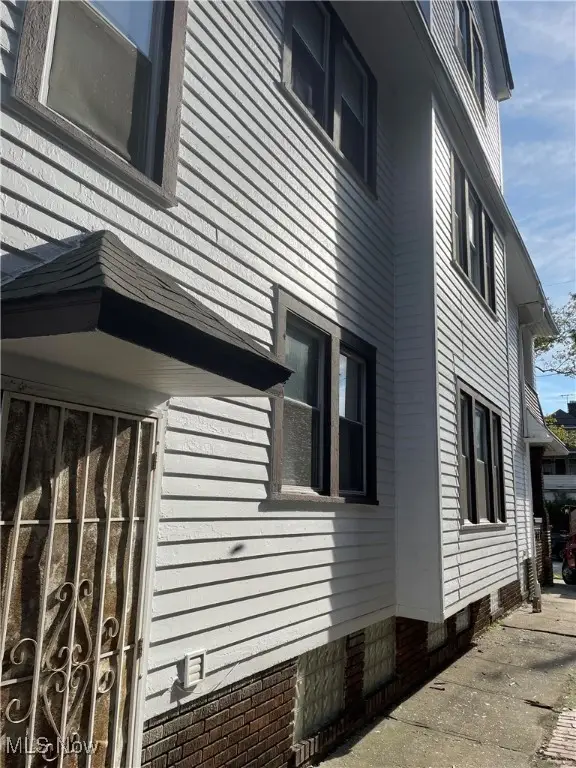 885 Eddy Road, Cleveland, OH 44108 - Image #2