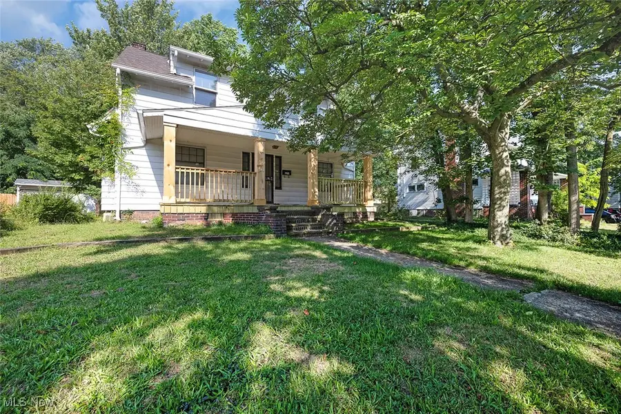 1468 Parkhill Road, Cleveland Heights, OH 44121 - #2