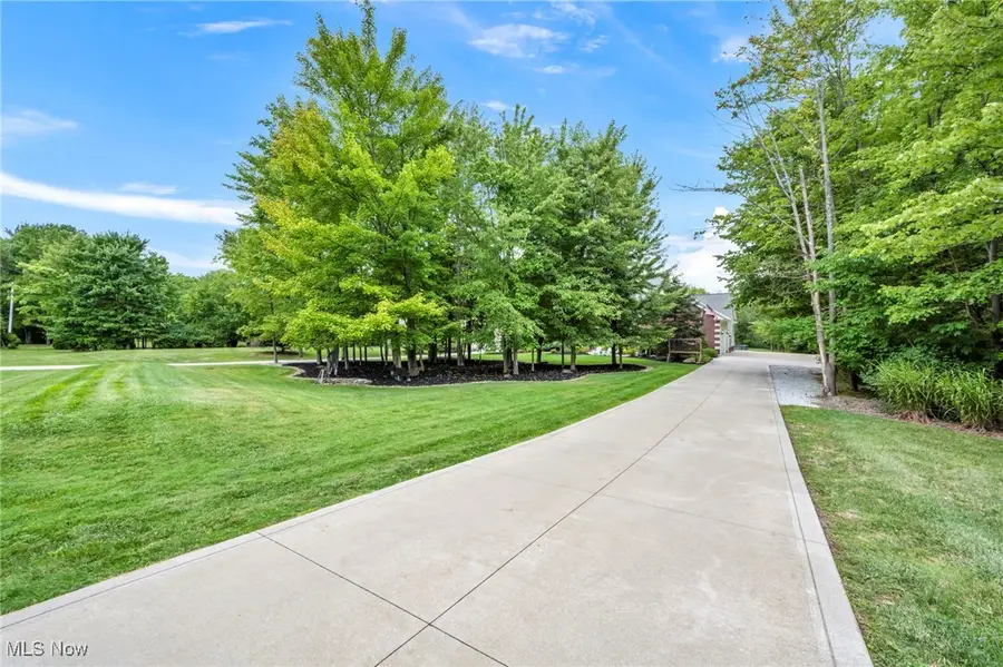 12105 Girdled Road, Concord Township, OH 44077 - Image #3