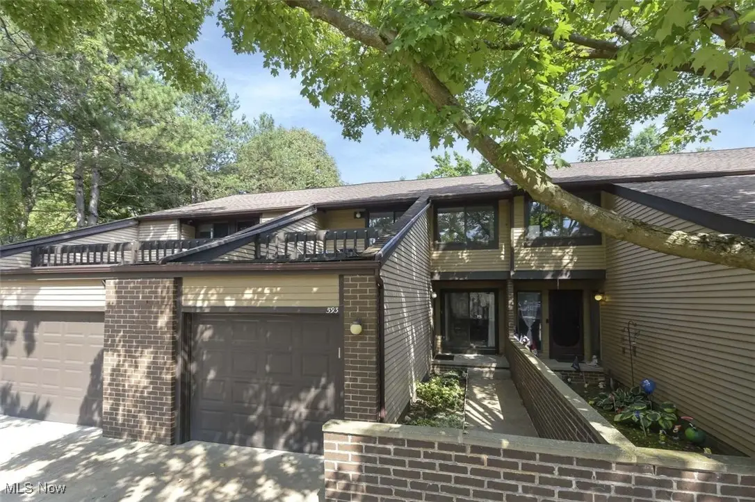 593 Dade Lane, Richmond Heights, OH 44143 - Image #1