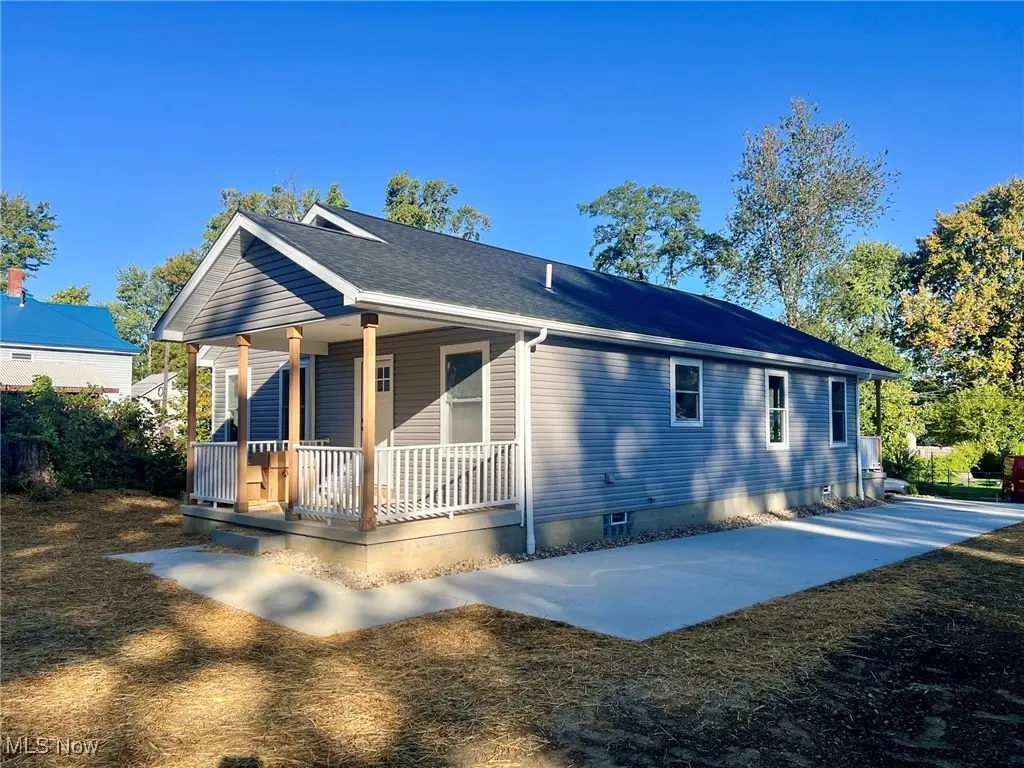 179 Hayward Avenue, Conneaut, OH 44030 - #1