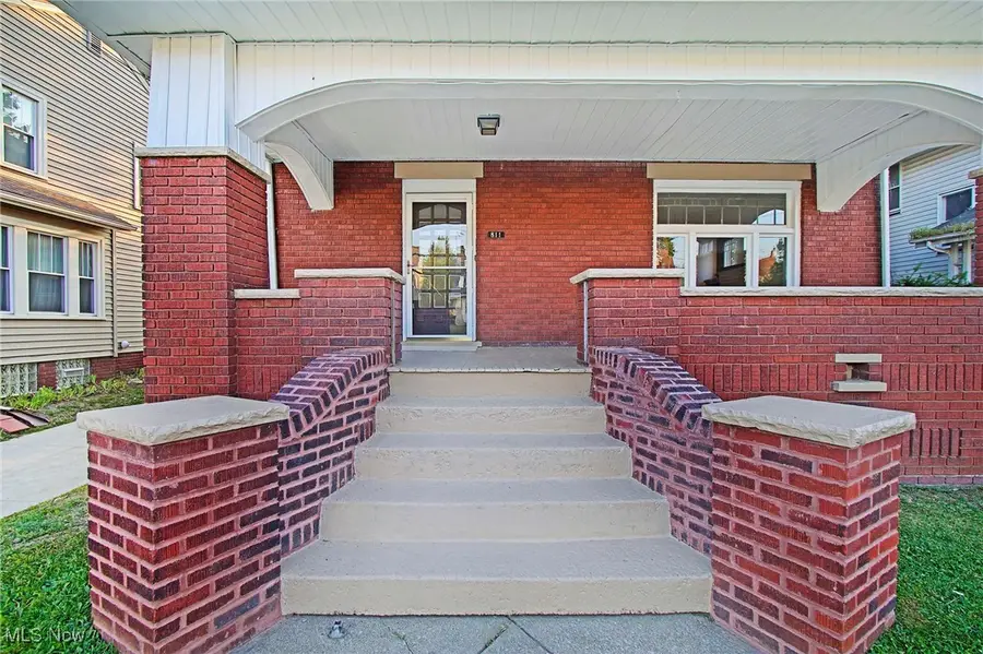 811 Broad Nw Avenue, Canton, OH 44708 - Image #3