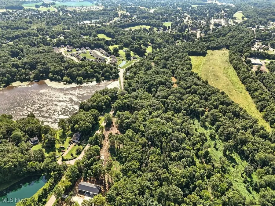 8113 Erie Avenue, Canal Fulton, OH 44614 - Image #3