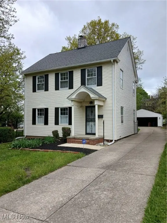 3609 Stoer Road, Shaker Heights, OH 44122