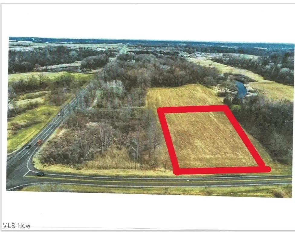 8156 Lake O'springs Nw Avenue, Canton, OH 44720 - Image #1