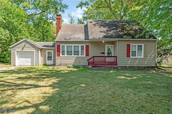 1255 Dover Avenue, Akron, OH 44320