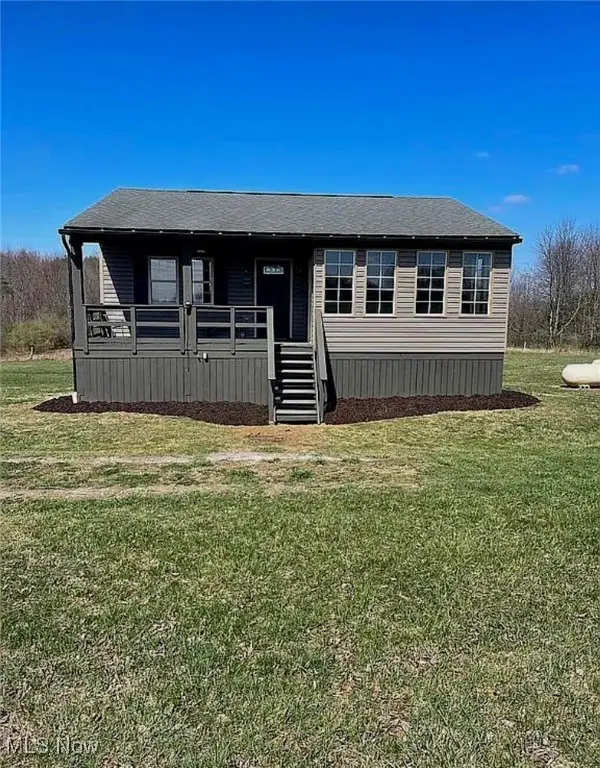 18010 Winterset Lane, Lore City, OH 43755