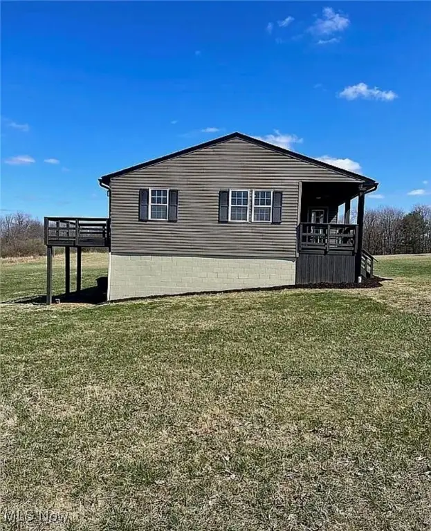 18010 Winterset Lane, Lore City, OH 43755 - Image #3