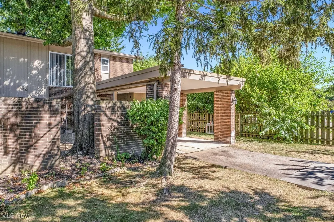 9459 Central Park Boulevard #9459, Olmsted Falls, OH 44138 - Image #1